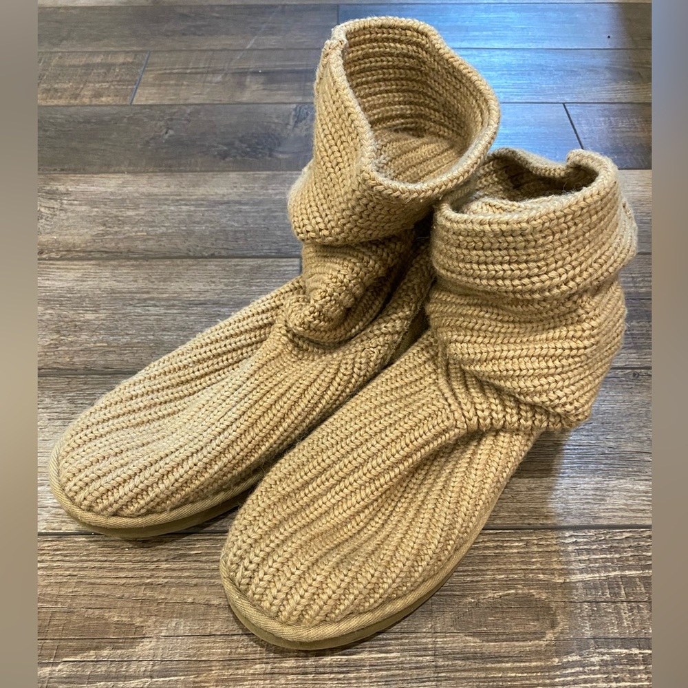 UGG Cardy 12" Crochet Knit Winter Boots 10